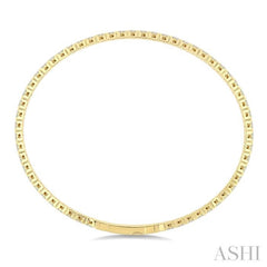 1 Ctw Full-Way Triangle Motif Round Cut Diamond Flex Bangle in 14K Yellow Gold