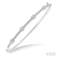 1/2 Ctw Round Cut Diamond Fashion Bangle in 14K White Gold
