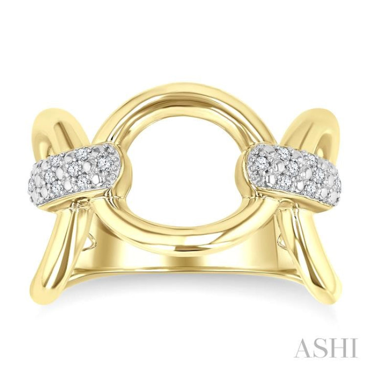 1/10 Ctw Bold Oval & Pear Link Round Cut Diamond Fashion Ring in Yellow Gold Vermeil