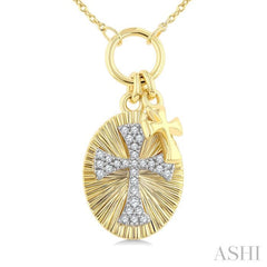 1/6 Ctw Fluted Oval-Shaped Medallion Byzantine Cross Charm Round Cut Diamond Fashion Pendant With Chain in 10K Yellow and White Gold