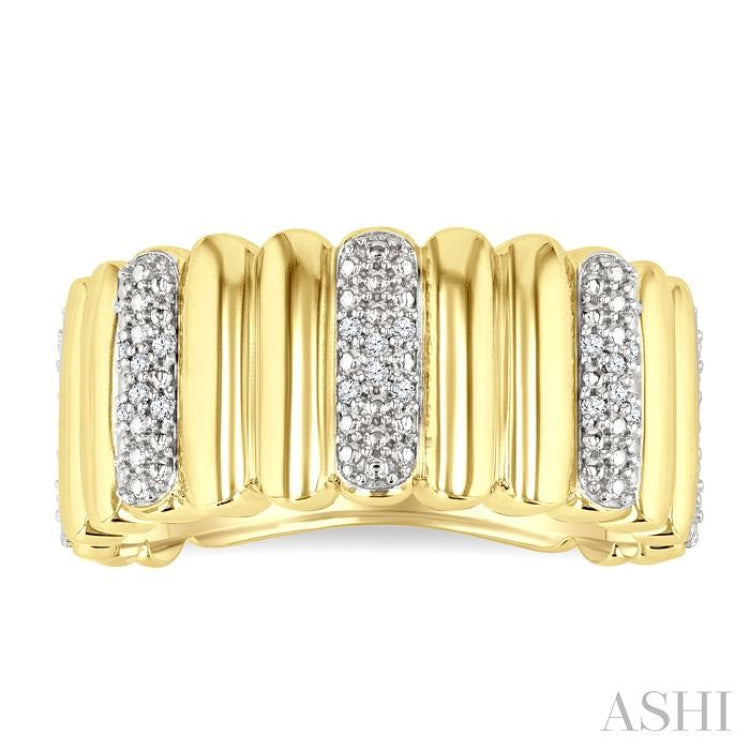 1/10 Ctw Bold Ribbed Round Cut Diamond Fashion Wide Band in Yellow Gold Vermeil
