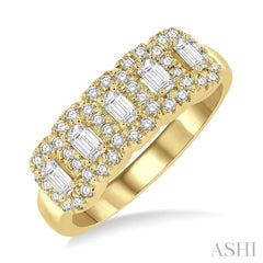 1 Ctw Emerald Shape 5 Stone Emerald & Round Cut Diamond Halo Wedding Band in 14K Yellow Gold