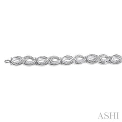 1/20 Ctw Swirl Shape Single Cut Diamond Bracelet in Sterling Silver