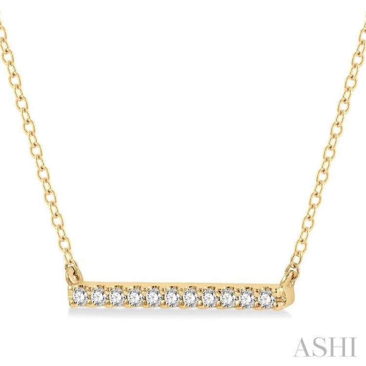 1/8 Ctw Bar Round Cut Diamond Petite Necklace in 10K Yellow Gold