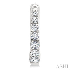 1/4 Ctw Graduated Round Cut Diamond Fashion Huggie Petites in 10K White Gold