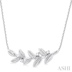 1/20 Ctw Olive Leaf Round Cut Diamond Pendant With Chain in Sterling Silver