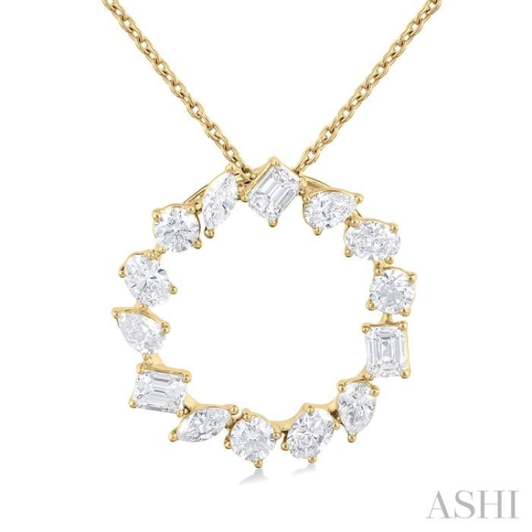 1 Ctw Circle Multi-Cut Diamond Fashion Pendant With Chain in 14K Yellow Gold