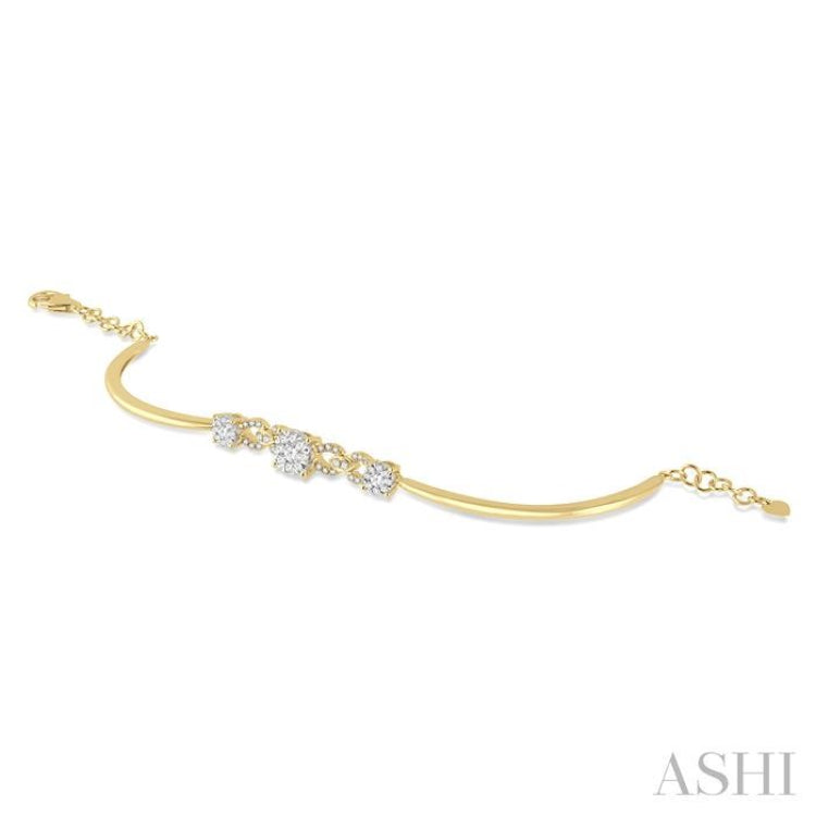 3/4 ctw Round Cut Diamond Lovebright Bracelet in 14K Yellow & White Gold