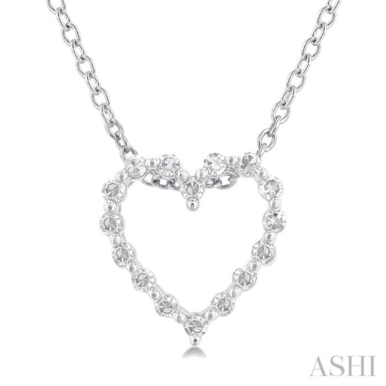 1/10 Ctw Heart Shape Round Cut Diamond Pendant With Chain in Sterling Silver