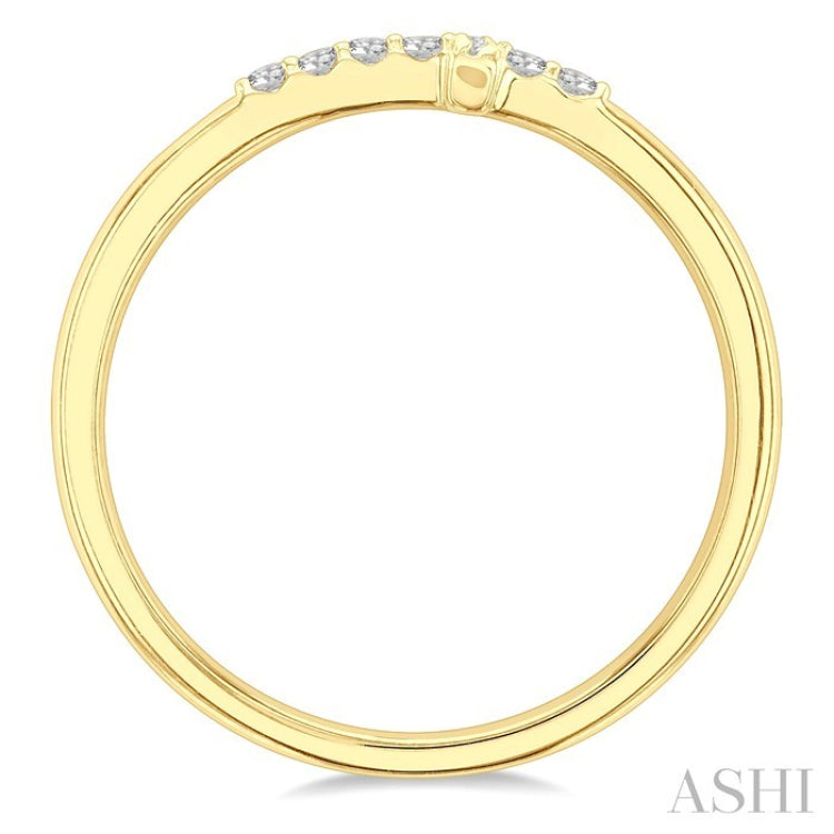 1/10 Ctw Petite Reclining Cross Round Cut Diamond Stackable Fashion Ring in 10K Yellow Gold