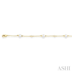 4 MM Round Shape Cultured Pearl and 1/20 Ctw Round Cut Diamond Fashion Station Bracelet in 14K Yellow Gold