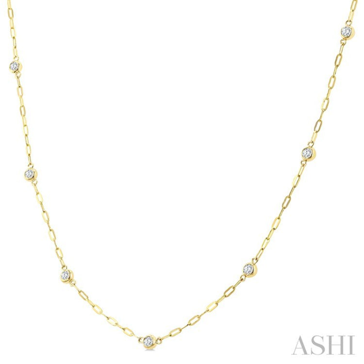 1/4 Ctw Bezel Set Round Cut Diamond Paperclip Station Necklace in 14K Yellow Gold