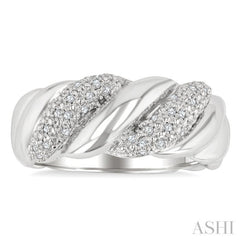 1/10 Ctw Bold Ribbed Swirl Round Cut Diamond Bold Fashion Ring in Sterling Silver