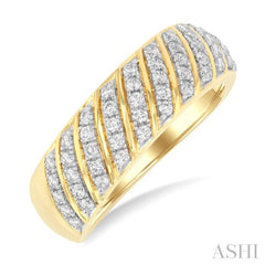 1/2 Ctw Dome Shape Slanted Ribbed Pattern Round Cut Diamond Fashion Ring in 10K Yellow Gold