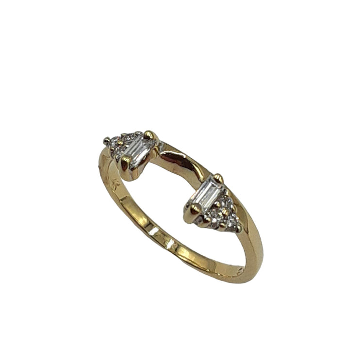 APPRAISED $700 - 14kt Yellow Gold Band with 6 Round Brilliant Diamonds - T. - .09ct and 2 Straight Baguette Diamonds