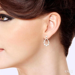 2 MM-4.5 MM Drop Tear Round Shape Cultured Pearls and 1/4 Ctw Round Cut Diamond Fashion Earring in 14K Yellow Gold