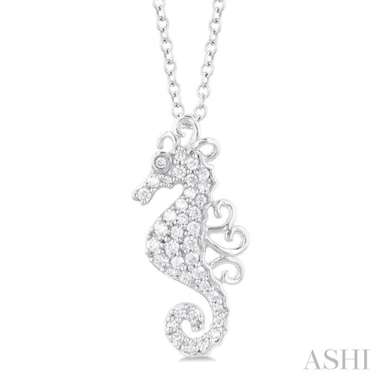 1/6 Ctw Petite Seahorse Round Cut Diamond Fashion Pendant With Chain in 10K White Gold