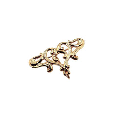 APPRAISED $325 - 14kt Yellow Gold Heart Scroll Pin