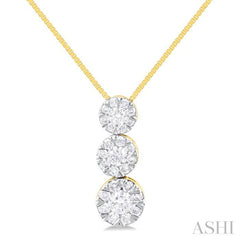 1/4 Ctw Lovebright 3 stone Essential Round Cut Diamond Pendant with Chain in 14K Yellow and White Gold