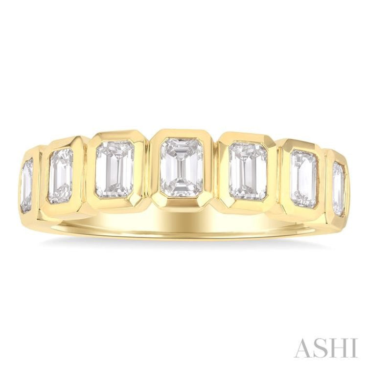 2.00 Ctw 7-Stone Bezel Set Emerald Cut Diamond Fashion Band in 14K Yellow Gold