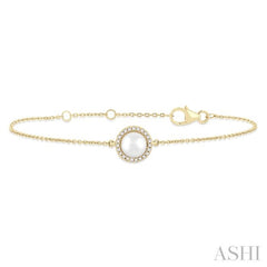 6.00 MM Round Shape Cultured Pearl and 1/20 Ctw Round Cut Diamond Petite Halo Bracelet in 10K Yellow Gold