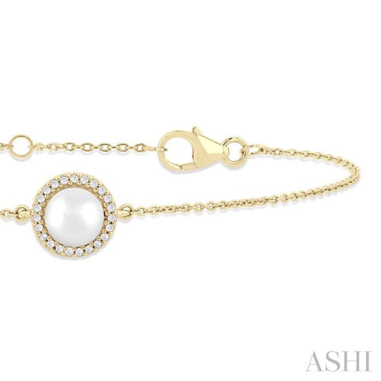 6.00 MM Round Shape Cultured Pearl and 1/20 Ctw Round Cut Diamond Petite Halo Bracelet in 10K Yellow Gold
