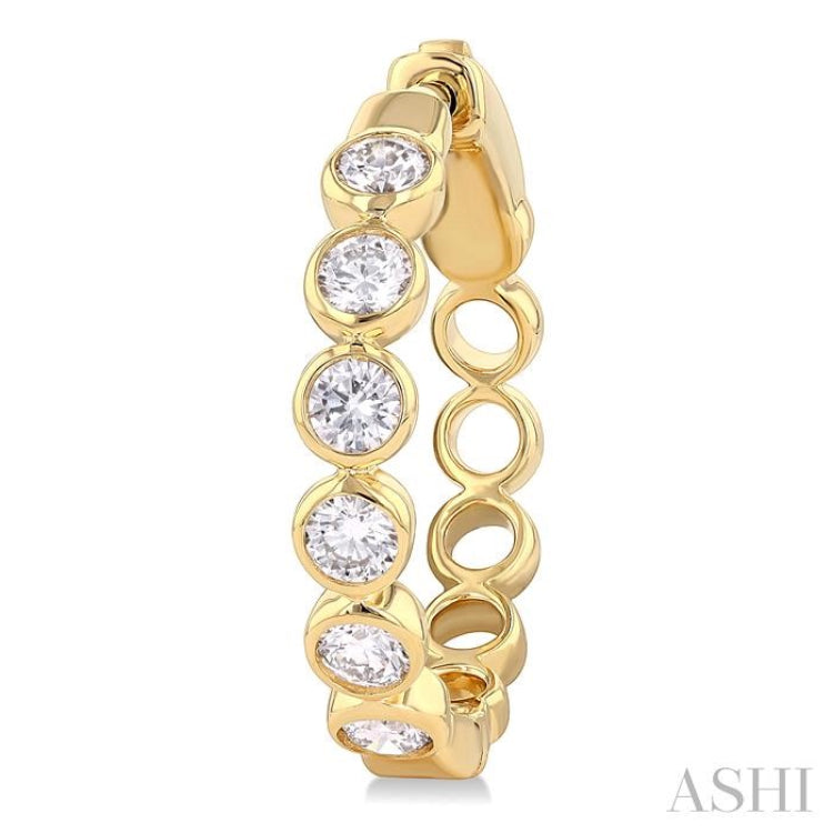 1 Ctw Bezel Set Round Cut Diamond Fashion Hoop Earrings in 14K Yellow Gold