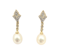 APPRAISED $275- 10KT Yellow Gold Freshwater Pearl and Diamond Dangle Style Earrings