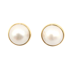APPRAISED $725- 14KT Yellow Gold Round Mabe Pearl Bezel Set Earrings