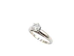 APPRAISED $3700- 14KT White Gold Solitaire Engagement Ring with a Round Brilliant Diamond