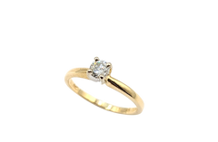 APPRAISED $700- 14KT Yellow Gold Solitaire Engagement Ring with a Round Brilliant Diamond Center Stone