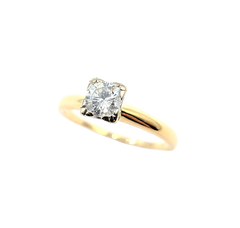 APPRAISED $1700- 14KT Yellow Gold Solitaire Engagement Ring with a Round Brilliant Diamond