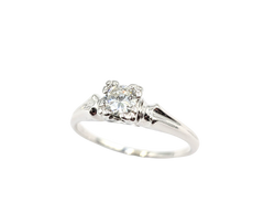 APPRAISED $900- 14KT White Gold Solitaire Ring with a Round Brilliant Diamond