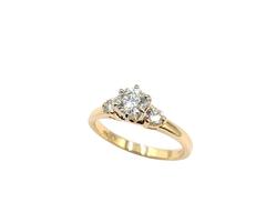 APPRAISED $700- 14KT Yellow Gold Engagement Ring with a Round Brilliant Center Diamond -T-.17ct with Single Cut Diamonds