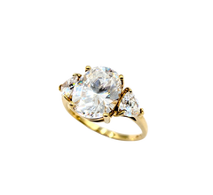 APPRAISED $550- 14KT Yellow Gold Cubic Zirconia Ring