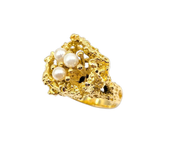 APPRAISED $2100- 14KT Yellow Gold Openwork Pearl Ring