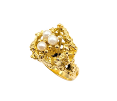 APPRAISED $2100- 14KT Yellow Gold Openwork Pearl Ring