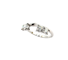 APPRAISED $2700- 14KT White Gold Wrap Ring with Graduating Round Brilliant Diamonds