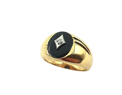 APPRAISED $900- 10KT Yellow Gold Onyx and Diamond Ring