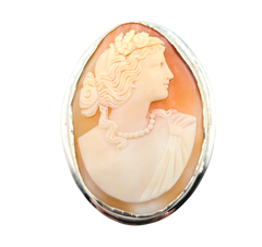 APPRAISED $125- Sterling Silver Oval Cameo Pin/Pendant