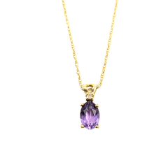 APPRAISED $400- 14KT Yellow Gold Pendant with an Oval Amethyst & a Single Cut Diamond