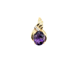 APPRAISED $500- 14KT Yellow Gold Pendant with an Oval Amethyst & Single Cut Diamonds with a Figure 8 Clasp and Hinged Bail