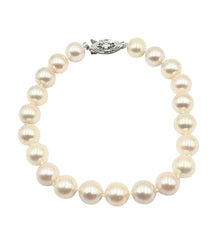 APPRAISED $900- 14KT White Gold AA Grade Cultured Pearl Bracelet