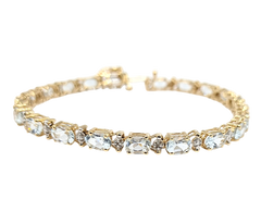 APPRAISED $1200- 10KT Yellow Gold Aquamarine and Diamond Bracelet